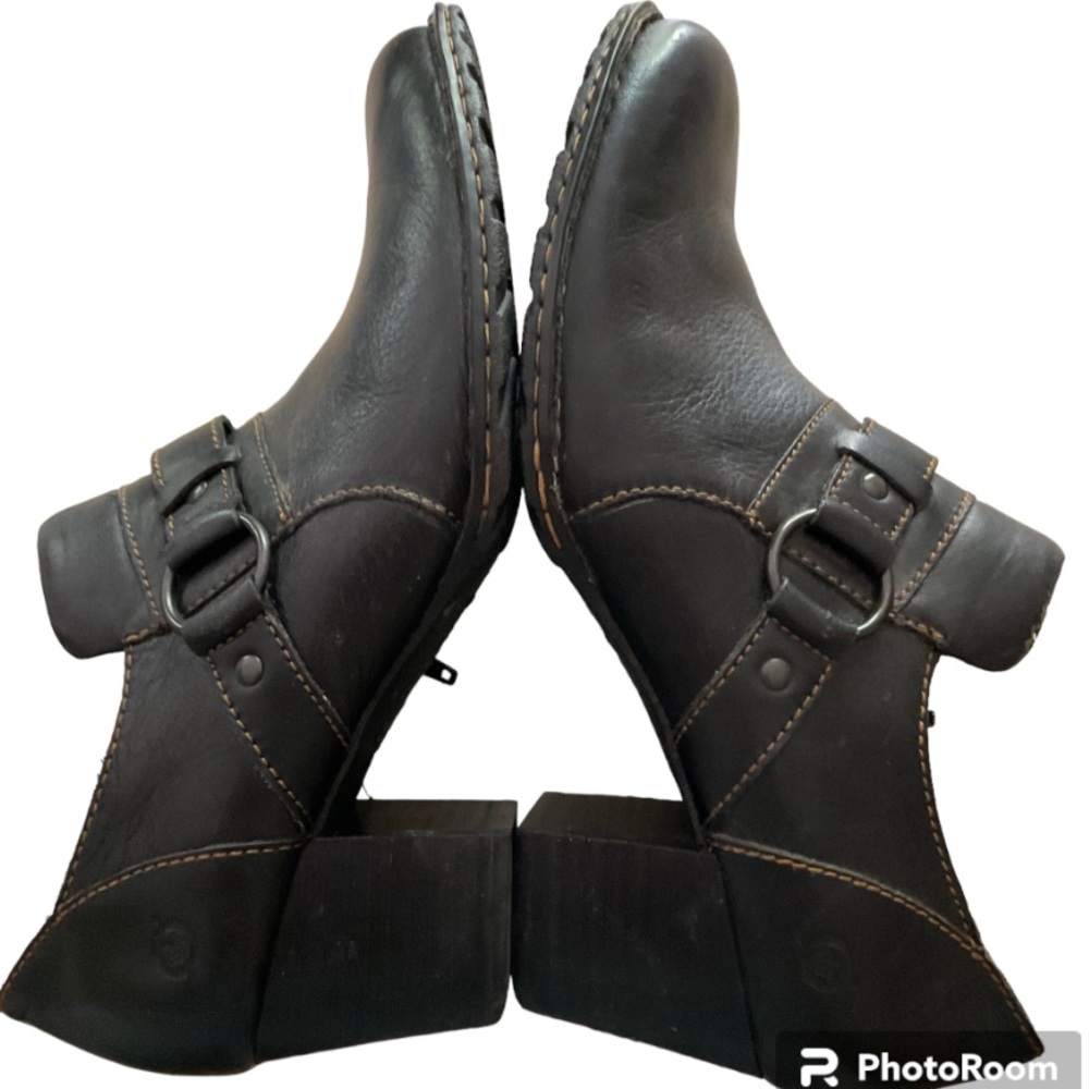 Born Heeled Ankle Booties WITH STRAPS AND BUCKLE SIZE 9.5 2 inch heel preloved